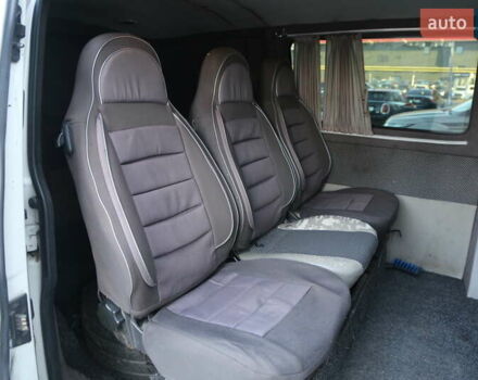 Білий Фольксваген Transporter, об'ємом двигуна 2 л та пробігом 457 тис. км за 10500 $, фото 7 на Automoto.ua
