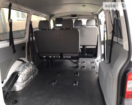Білий Фольксваген Transporter, об'ємом двигуна 2 л та пробігом 282 тис. км за 15000 $, фото 11 на Automoto.ua