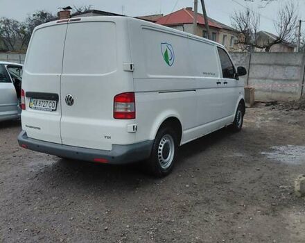 Белый Фольксваген Transporter, объемом двигателя 2 л и пробегом 495 тыс. км за 10000 $, фото 3 на Automoto.ua