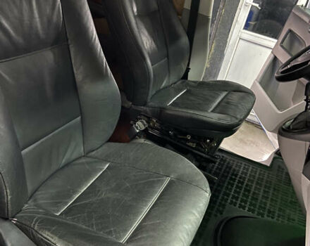 Белый Фольксваген Transporter, объемом двигателя 2 л и пробегом 227 тыс. км за 14500 $, фото 6 на Automoto.ua