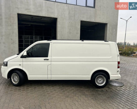 Белый Фольксваген Transporter, объемом двигателя 1.97 л и пробегом 278 тыс. км за 11000 $, фото 5 на Automoto.ua