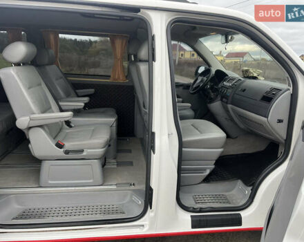 Белый Фольксваген Transporter, объемом двигателя 1.97 л и пробегом 255 тыс. км за 17000 $, фото 7 на Automoto.ua