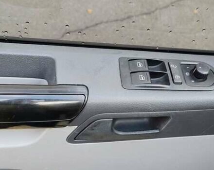 Білий Фольксваген Transporter, об'ємом двигуна 2 л та пробігом 380 тис. км за 12500 $, фото 10 на Automoto.ua