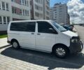 Білий Фольксваген Transporter, об'ємом двигуна 2 л та пробігом 290 тис. км за 15000 $, фото 1 на Automoto.ua