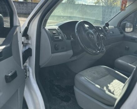 Белый Фольксваген Transporter, объемом двигателя 2 л и пробегом 466 тыс. км за 10000 $, фото 10 на Automoto.ua