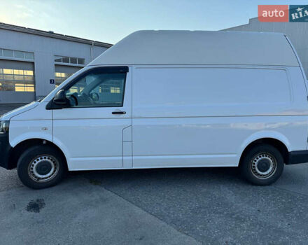 Білий Фольксваген Transporter, об'ємом двигуна 1.97 л та пробігом 317 тис. км за 13000 $, фото 1 на Automoto.ua