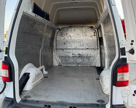 Білий Фольксваген Transporter, об'ємом двигуна 1.97 л та пробігом 317 тис. км за 13000 $, фото 7 на Automoto.ua