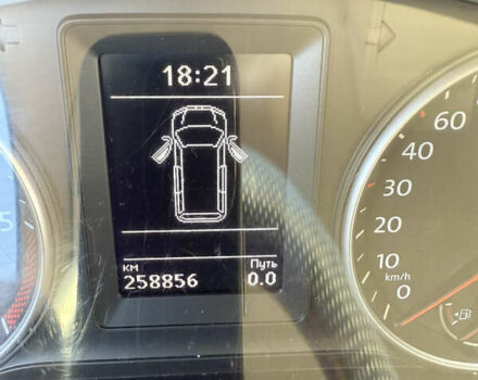 Белый Фольксваген Transporter, объемом двигателя 2 л и пробегом 258 тыс. км за 15500 $, фото 21 на Automoto.ua