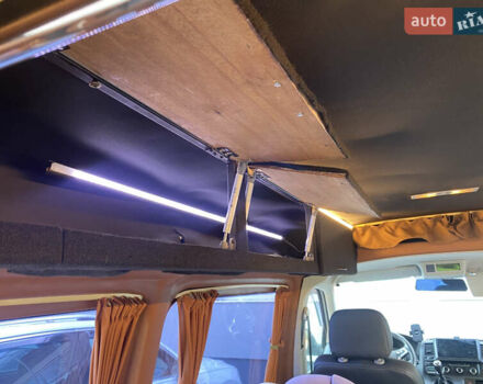 Белый Фольксваген Transporter, объемом двигателя 2 л и пробегом 330 тыс. км за 21900 $, фото 28 на Automoto.ua