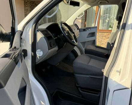 Белый Фольксваген Transporter, объемом двигателя 2 л и пробегом 258 тыс. км за 15500 $, фото 15 на Automoto.ua