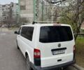 Белый Фольксваген Transporter, объемом двигателя 2 л и пробегом 140 тыс. км за 15000 $, фото 1 на Automoto.ua