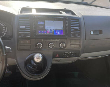 Білий Фольксваген Transporter, об'ємом двигуна 2 л та пробігом 351 тис. км за 15800 $, фото 9 на Automoto.ua