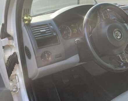 Білий Фольксваген Transporter, об'ємом двигуна 2 л та пробігом 351 тис. км за 15800 $, фото 8 на Automoto.ua