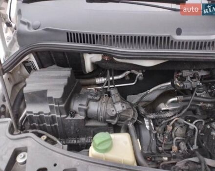 Белый Фольксваген Transporter, объемом двигателя 2 л и пробегом 269 тыс. км за 20500 $, фото 4 на Automoto.ua