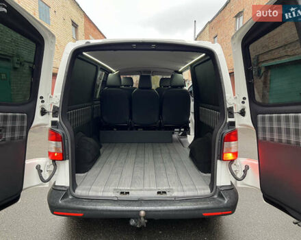Білий Фольксваген Transporter, об'ємом двигуна 2 л та пробігом 276 тис. км за 16900 $, фото 23 на Automoto.ua