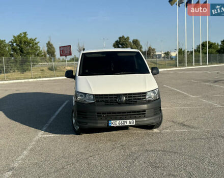 Белый Фольксваген Transporter, объемом двигателя 1.97 л и пробегом 375 тыс. км за 22500 $, фото 3 на Automoto.ua