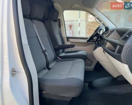 Белый Фольксваген Transporter, объемом двигателя 2 л и пробегом 253 тыс. км за 16850 $, фото 44 на Automoto.ua
