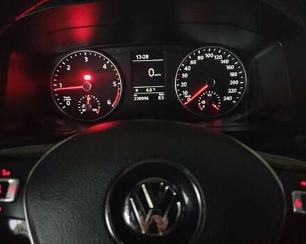 Белый Фольксваген Transporter, объемом двигателя 2 л и пробегом 269 тыс. км за 20500 $, фото 27 на Automoto.ua