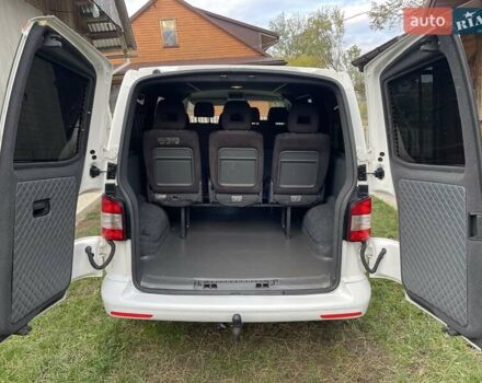 Білий Фольксваген Transporter, об'ємом двигуна 1.97 л та пробігом 265 тис. км за 16800 $, фото 6 на Automoto.ua