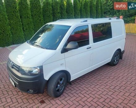 Белый Фольксваген Transporter, объемом двигателя 1.97 л и пробегом 248 тыс. км за 14499 $, фото 5 на Automoto.ua
