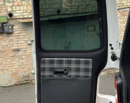 Білий Фольксваген Transporter, об'ємом двигуна 2 л та пробігом 276 тис. км за 16900 $, фото 27 на Automoto.ua