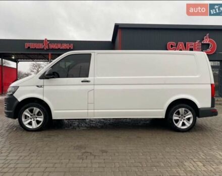 Белый Фольксваген Transporter, объемом двигателя 2 л и пробегом 340 тыс. км за 15300 $, фото 5 на Automoto.ua