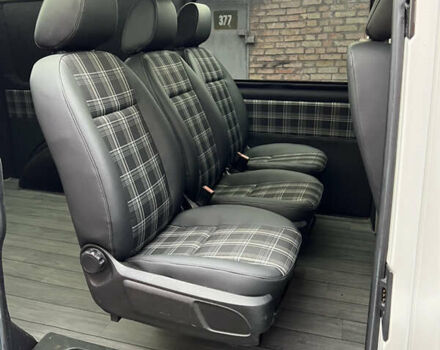 Білий Фольксваген Transporter, об'ємом двигуна 2 л та пробігом 276 тис. км за 16900 $, фото 22 на Automoto.ua