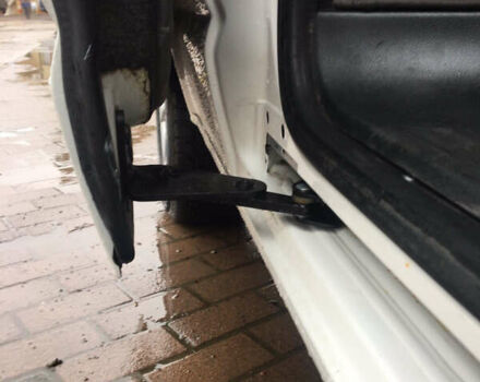 Белый Фольксваген Transporter, объемом двигателя 1.97 л и пробегом 338 тыс. км за 21999 $, фото 25 на Automoto.ua