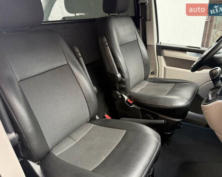 Белый Фольксваген Transporter, объемом двигателя 2 л и пробегом 220 тыс. км за 22500 $, фото 52 на Automoto.ua