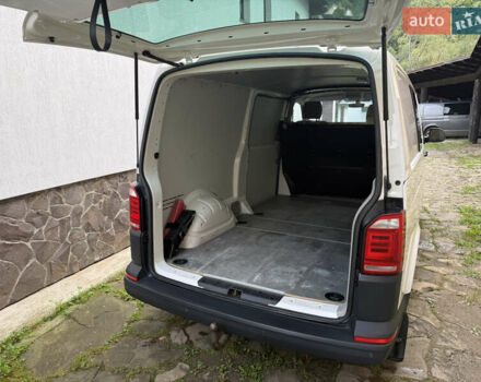 Белый Фольксваген Transporter, объемом двигателя 2 л и пробегом 220 тыс. км за 22500 $, фото 23 на Automoto.ua