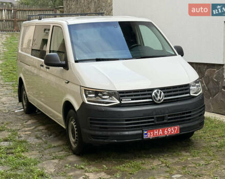 Белый Фольксваген Transporter, объемом двигателя 2 л и пробегом 220 тыс. км за 22500 $, фото 3 на Automoto.ua