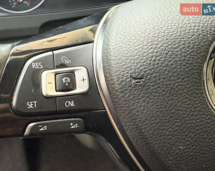 Белый Фольксваген Transporter, объемом двигателя 2 л и пробегом 220 тыс. км за 22500 $, фото 34 на Automoto.ua