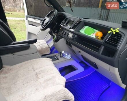 Белый Фольксваген Transporter, объемом двигателя 2 л и пробегом 269 тыс. км за 20500 $, фото 26 на Automoto.ua