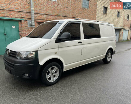 Білий Фольксваген Transporter, об'ємом двигуна 2 л та пробігом 276 тис. км за 16900 $, фото 5 на Automoto.ua