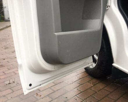 Белый Фольксваген Transporter, объемом двигателя 1.97 л и пробегом 338 тыс. км за 21999 $, фото 36 на Automoto.ua