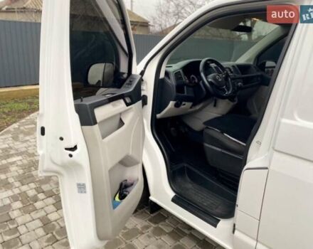 Белый Фольксваген Transporter, объемом двигателя 2 л и пробегом 340 тыс. км за 15300 $, фото 3 на Automoto.ua