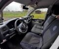 Белый Фольксваген Transporter, объемом двигателя 2 л и пробегом 294 тыс. км за 15000 $, фото 7 на Automoto.ua