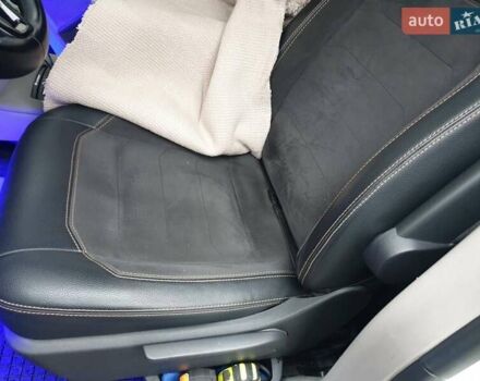 Белый Фольксваген Transporter, объемом двигателя 2 л и пробегом 269 тыс. км за 20500 $, фото 17 на Automoto.ua