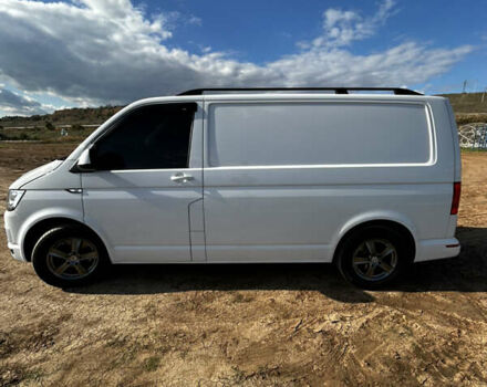 Белый Фольксваген Transporter, объемом двигателя 1.97 л и пробегом 311 тыс. км за 16000 $, фото 3 на Automoto.ua