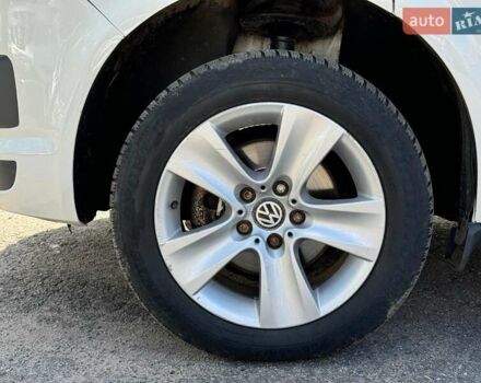 Белый Фольксваген Transporter, объемом двигателя 2 л и пробегом 230 тыс. км за 17340 $, фото 10 на Automoto.ua