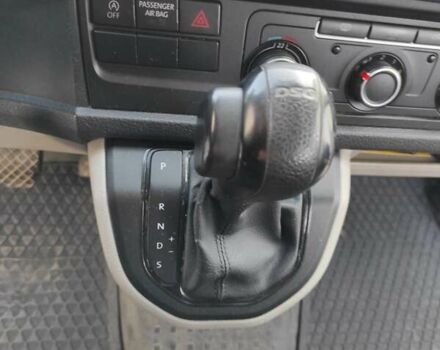 Белый Фольксваген Transporter, объемом двигателя 1.97 л и пробегом 298 тыс. км за 19300 $, фото 2 на Automoto.ua