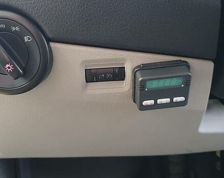 Белый Фольксваген Transporter, объемом двигателя 2 л и пробегом 270 тыс. км за 23100 $, фото 64 на Automoto.ua