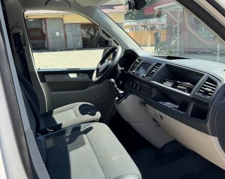 Белый Фольксваген Transporter, объемом двигателя 2 л и пробегом 271 тыс. км за 18000 $, фото 3 на Automoto.ua