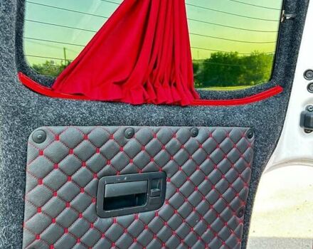 Белый Фольксваген Transporter, объемом двигателя 2 л и пробегом 170 тыс. км за 22000 $, фото 2 на Automoto.ua