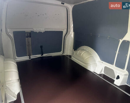 Белый Фольксваген Transporter, объемом двигателя 2 л и пробегом 264 тыс. км за 15900 $, фото 48 на Automoto.ua