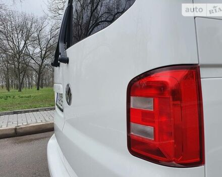 Белый Фольксваген Transporter, объемом двигателя 2 л и пробегом 270 тыс. км за 23100 $, фото 13 на Automoto.ua