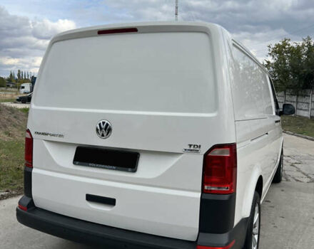 Белый Фольксваген Transporter, объемом двигателя 2 л и пробегом 310 тыс. км за 15900 $, фото 2 на Automoto.ua