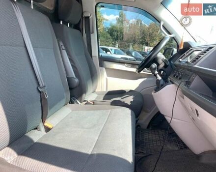 Белый Фольксваген Transporter, объемом двигателя 2 л и пробегом 230 тыс. км за 18490 $, фото 25 на Automoto.ua