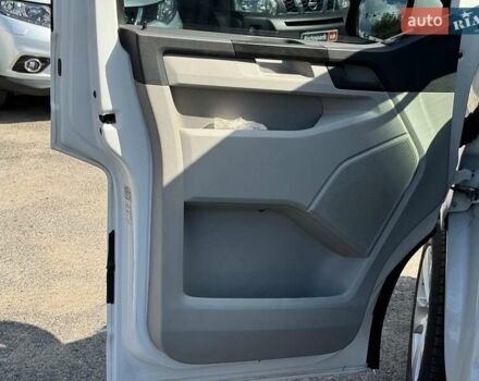 Белый Фольксваген Transporter, объемом двигателя 2 л и пробегом 230 тыс. км за 17340 $, фото 11 на Automoto.ua