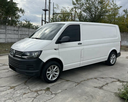Белый Фольксваген Transporter, объемом двигателя 2 л и пробегом 310 тыс. км за 15900 $, фото 4 на Automoto.ua